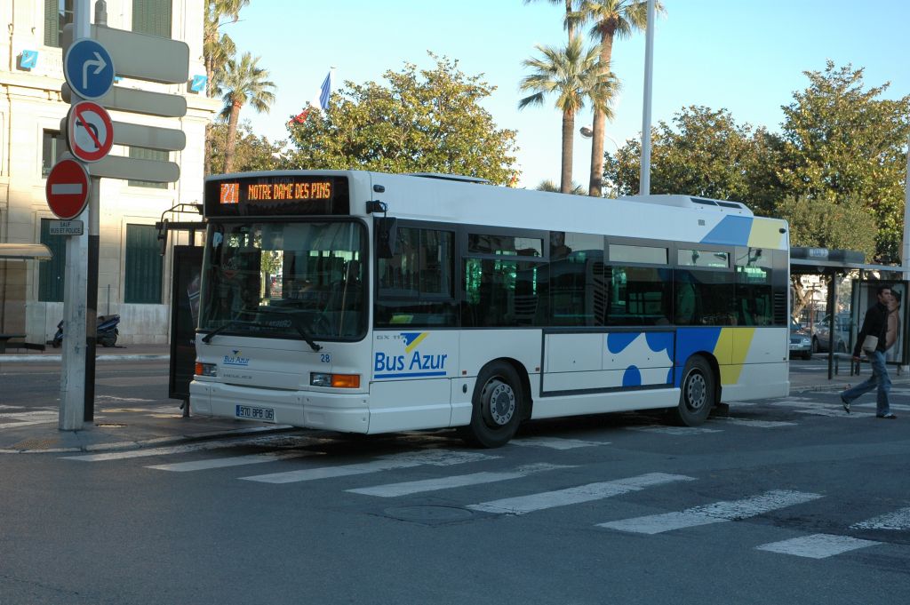 Bus Azur 28 Cannes