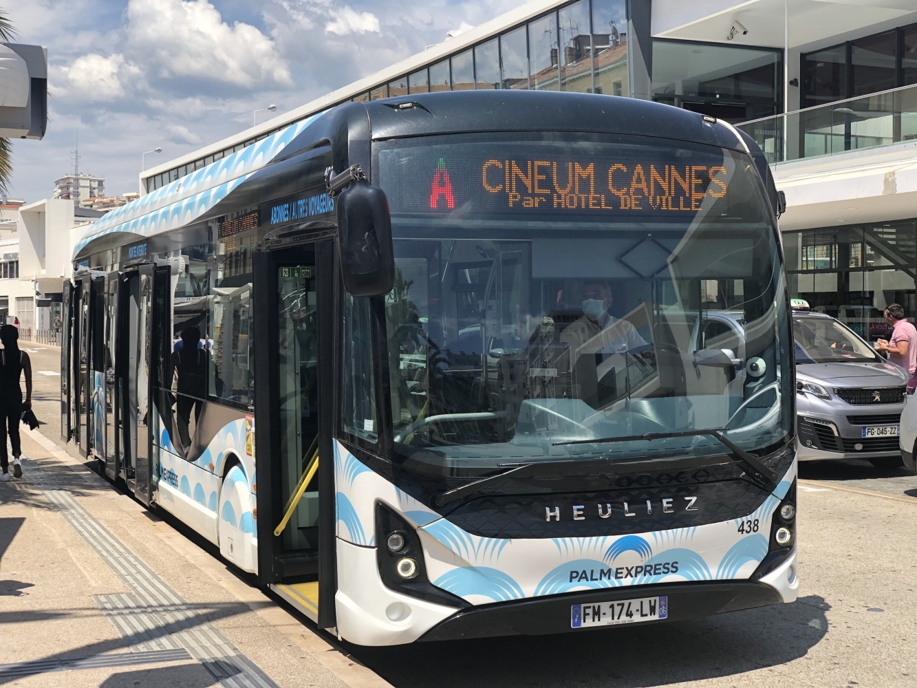 Palm Bus 438 Gare Cannes SNCF