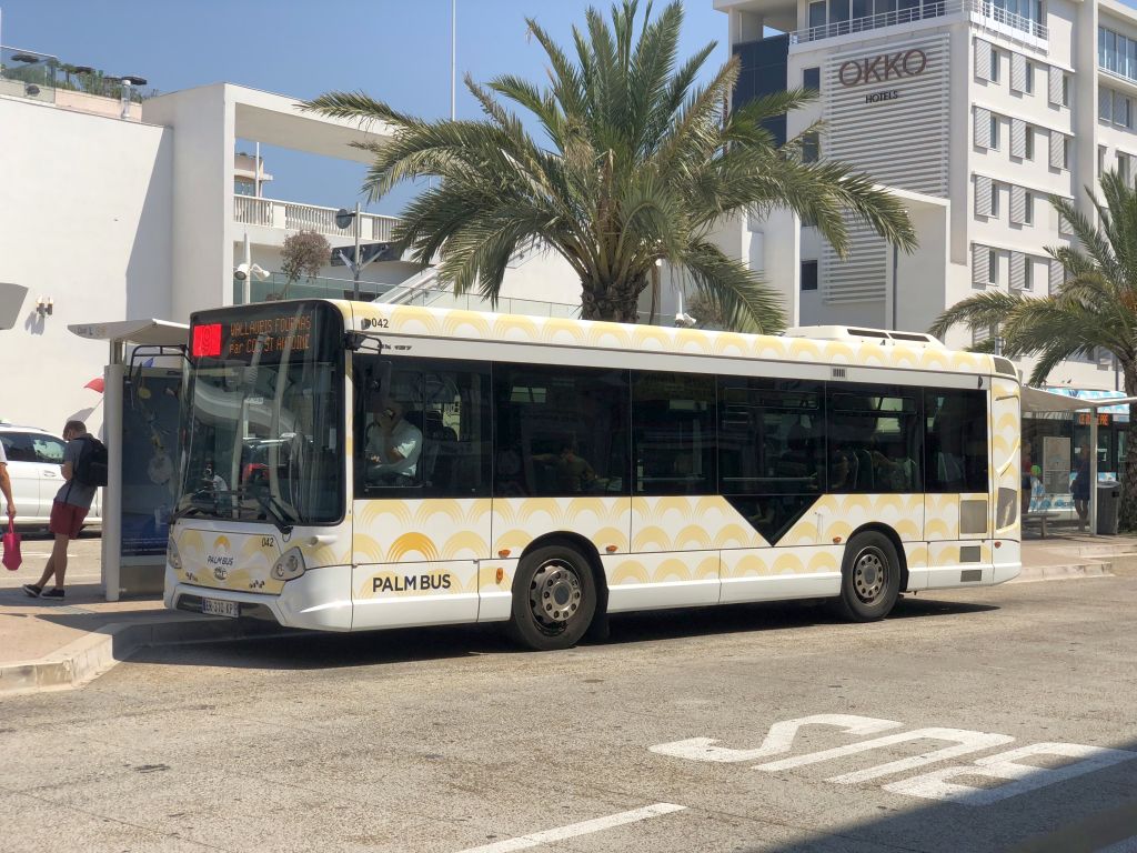 Palm Bus 042 Cannes