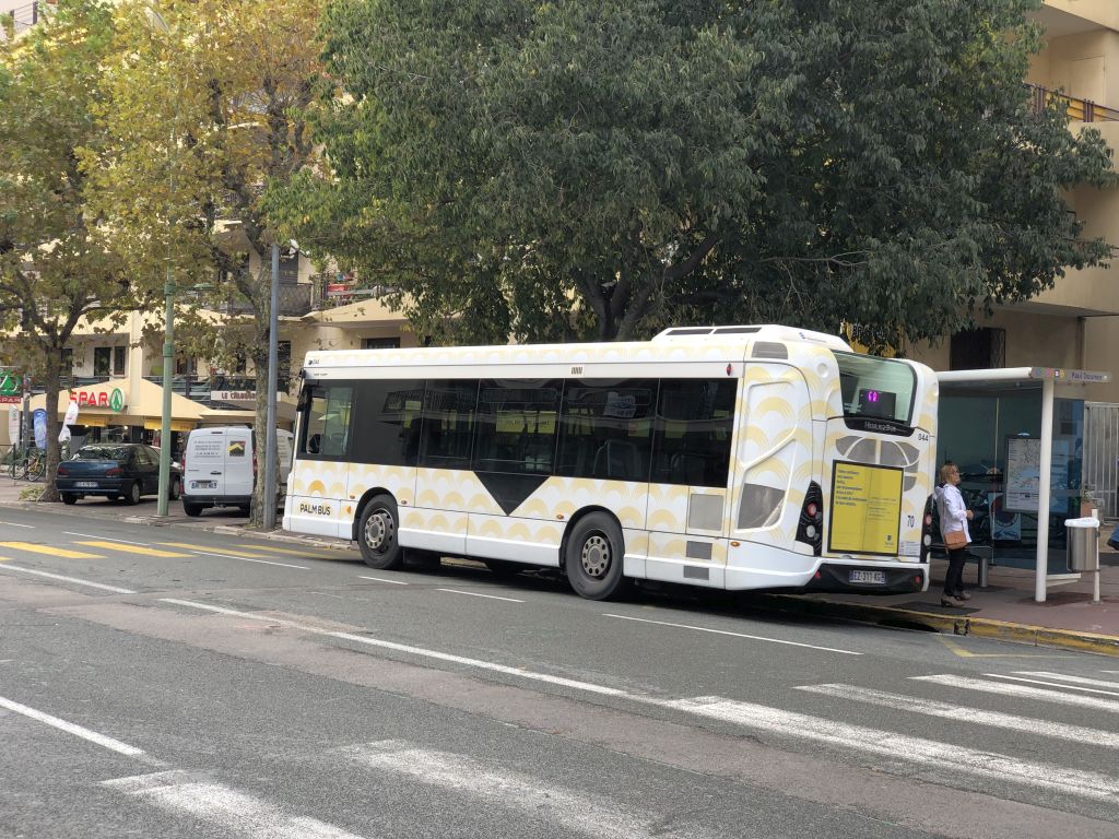 Palm Bus 044 Cannes