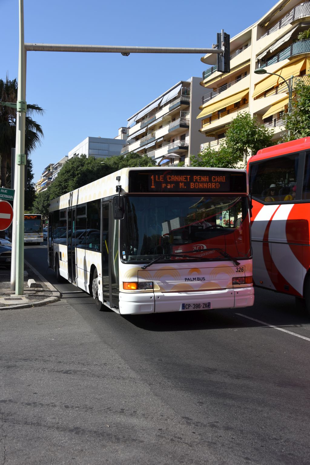Palm Bus 326