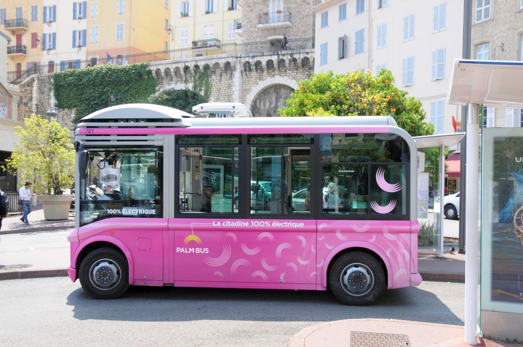 Palm Bus 701 Cannes