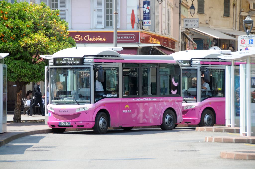 Palm Bus 701 Cannes